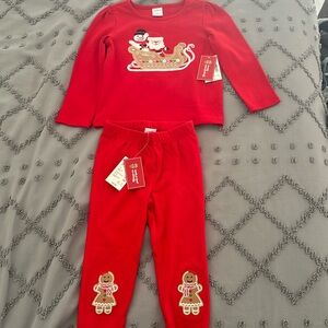 Brand New Gymboree Size 3T girls Christmas outfit! Has original tags on.